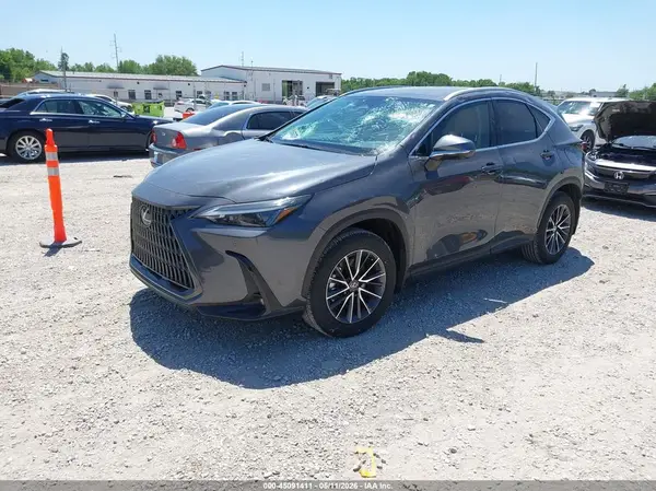 2T2GGCEZ4SC081897 2025 LEXUS NX - Image 2