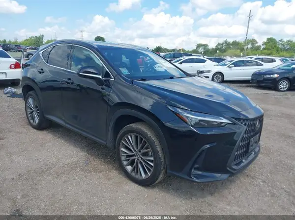 2T2GGCEZ5NC011765 2022 LEXUS NX - Image 1