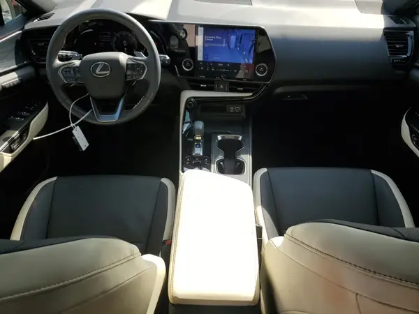 2T2GGCEZ5PC025684 2023 LEXUS NX - Image 8