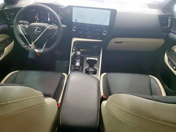 2T2GGCEZ5RC043475 2024 LEXUS NX - Image 8