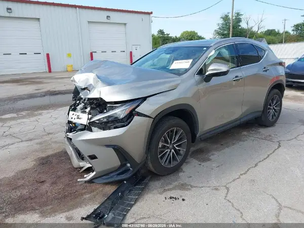 2T2GGCEZ5RC058414 2024 LEXUS NX - Image 2