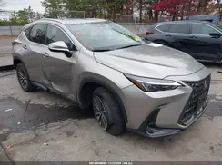2T2GGCEZ5SC082623 2025 LEXUS NX