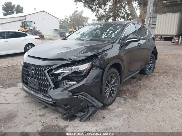 2T2GGCEZ6NC003612 2022 LEXUS NX - Image 2