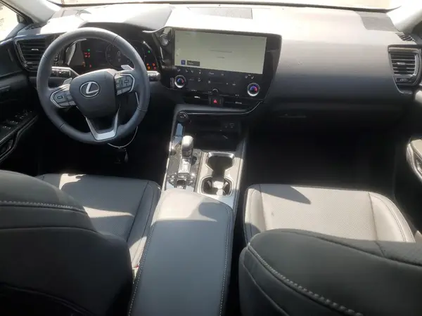 2T2GGCEZ6SC083196 2025 LEXUS NX - Image 8