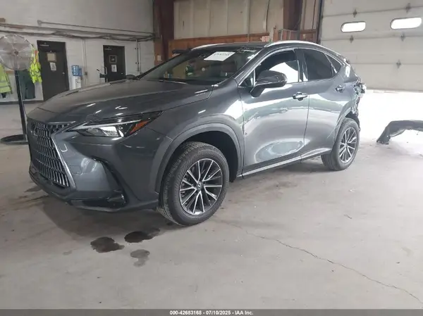 2T2GGCEZ6SC084896 2025 LEXUS NX - Image 2