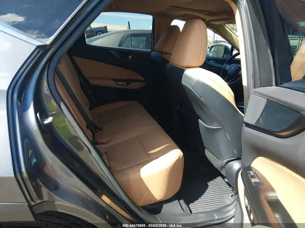 2T2GGCEZ7NC005885 2022 LEXUS NX - Image 8