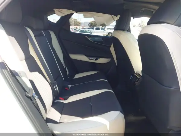 2T2GGCEZ7NC007121 2022 LEXUS NX - Image 8