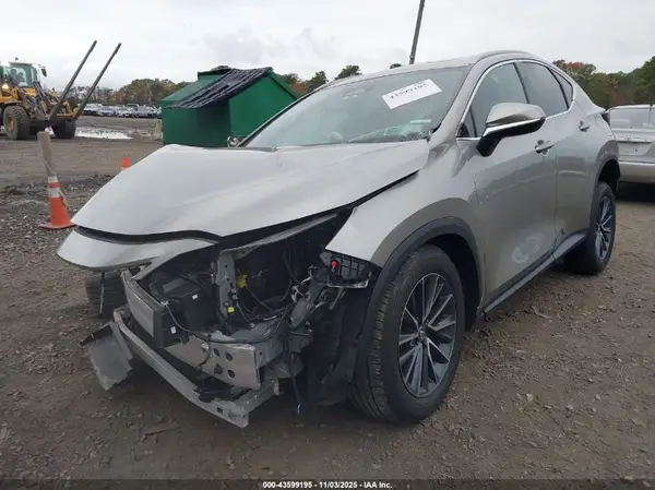 2T2GGCEZ7RC034602 2024 LEXUS NX - Image 2