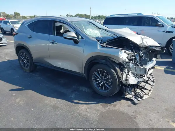 2T2GGCEZ7RC053375 2024 LEXUS NX - Image 1