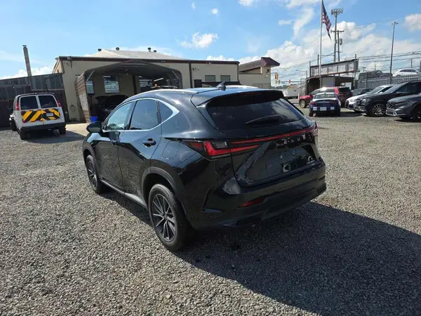 2T2GGCEZ7SC066598 2025 LEXUS NX - Image 2