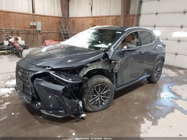 2T2GGCEZ7SC083076 2025 LEXUS NX - Image 2