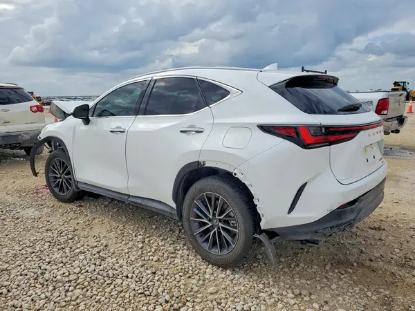 2T2GGCEZ7TC106079 2026 LEXUS NX - Image 2