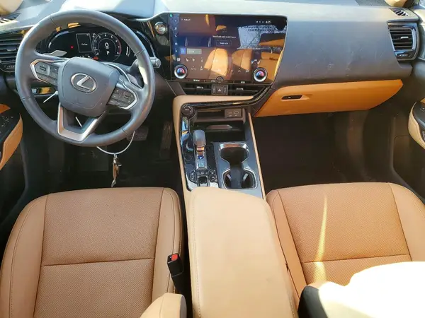 2T2GGCEZ7TC106647 2026 LEXUS NX - Image 8