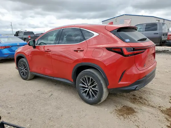 2T2GGCEZ8NC015986 2022 LEXUS NX - Image 2
