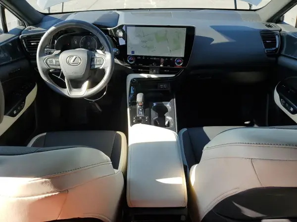 2T2GGCEZ8PC024822 2023 LEXUS NX - Image 8