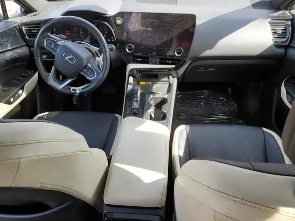 2T2GGCEZ8PC026716 2023 LEXUS NX - Image 8