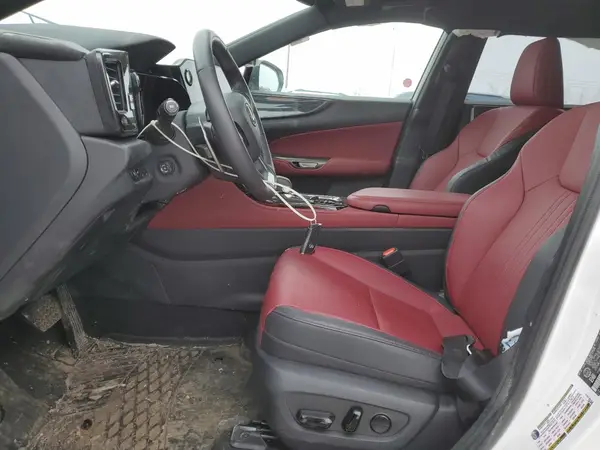 2023 LEXUS NX auction photo 7