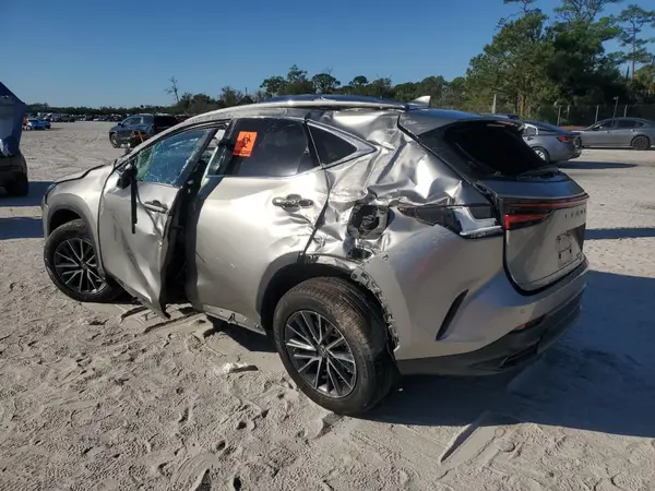 2T2GGCEZ8PC031575 2023 LEXUS NX - Image 2