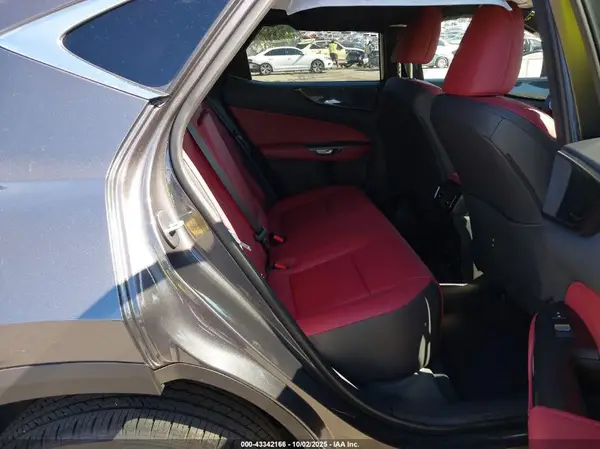 2T2GGCEZ8SC085127 2025 LEXUS NX - Image 8