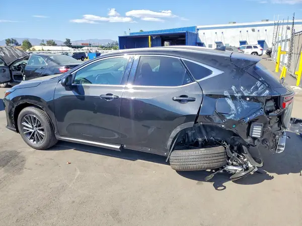 2T2GGCEZ8TC099370 2026 LEXUS NX - Image 2