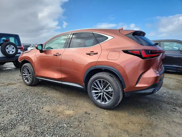 2T2GGCEZ8TC106754 2026 LEXUS NX - Image 2