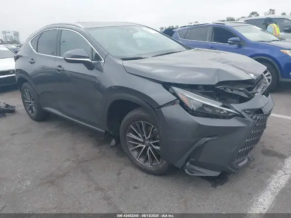 2T2GGCEZ9NC006858 2022 LEXUS NX - Image 1