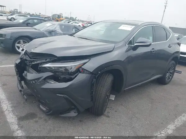 2T2GGCEZ9NC006858 2022 LEXUS NX - Image 2