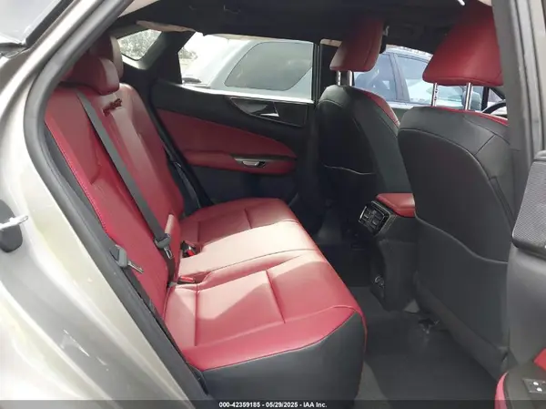 2T2GGCEZ9NC008870 2022 LEXUS NX - Image 8