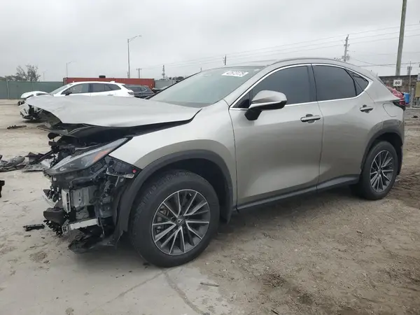 2T2GGCEZ9NC009145 2022 LEXUS NX - Image 1