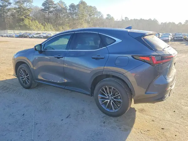 2T2GGCEZ9NC014233 2022 LEXUS NX - Image 2