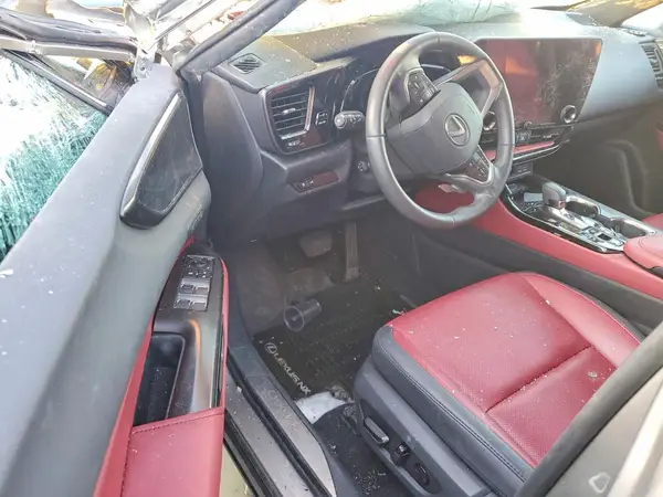 2T2GGCEZ9PC017670 2023 LEXUS NX - Image 8