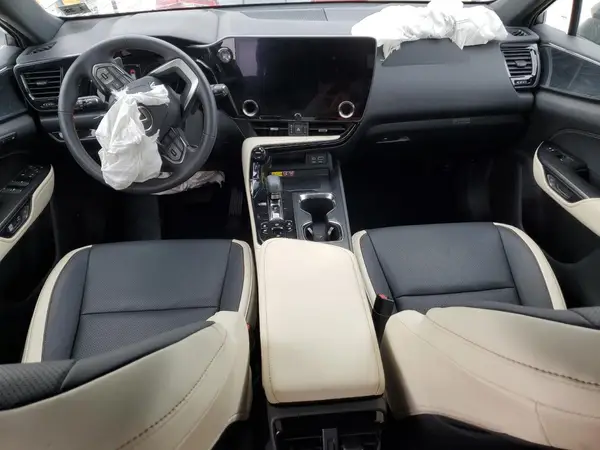 2T2GGCEZ9PC021752 2023 LEXUS NX - Image 8