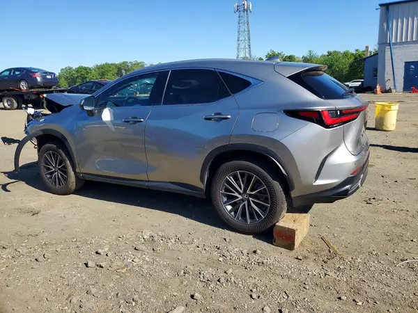 2T2GGCEZ9RC039011 2024 LEXUS NX - Image 2