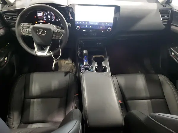 2T2GGCEZ9RC040885 2024 LEXUS NX - Image 8