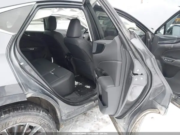 2T2GGCEZ9SC069583 2025 LEXUS NX - Image 8