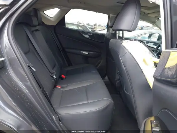 2T2GGCEZ9SC080938 2025 LEXUS NX - Image 8