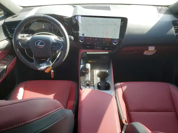 2T2GGCEZ9TC109355 2026 LEXUS NX - Image 8