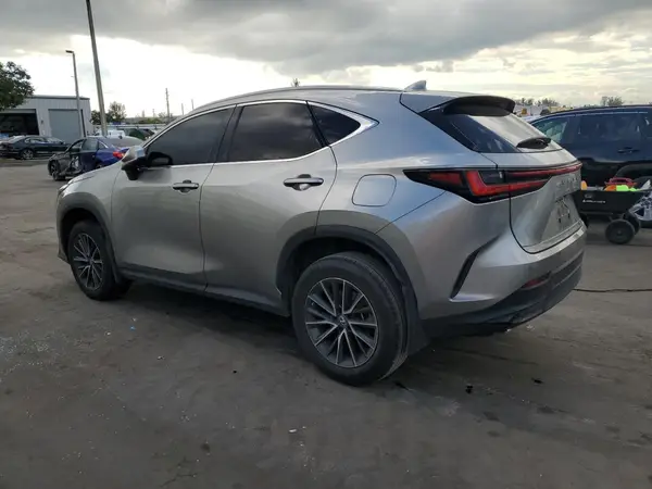 2T2GGCEZXNC010403 2022 LEXUS NX - Image 2
