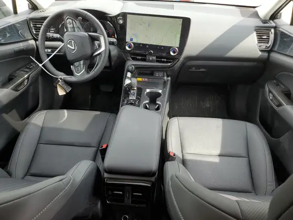 2T2GGCEZXRC052446 2024 LEXUS NX - Image 8
