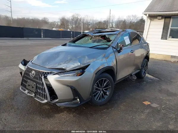 2T2GGCEZXSC072721 2025 LEXUS NX - Image 2