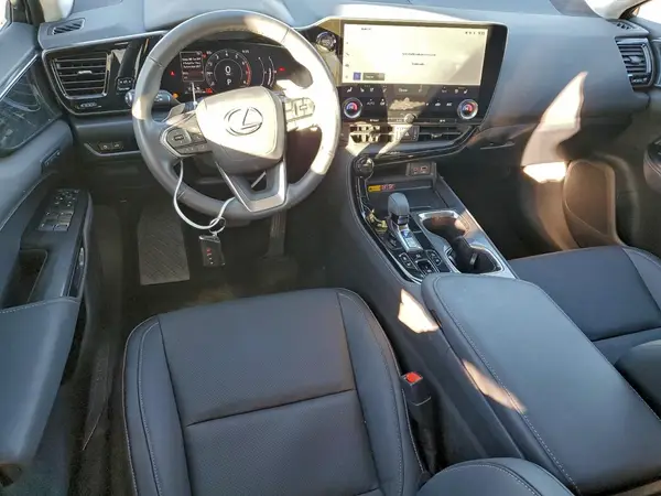 2T2GGCEZXSC093293 2025 LEXUS NX - Image 8
