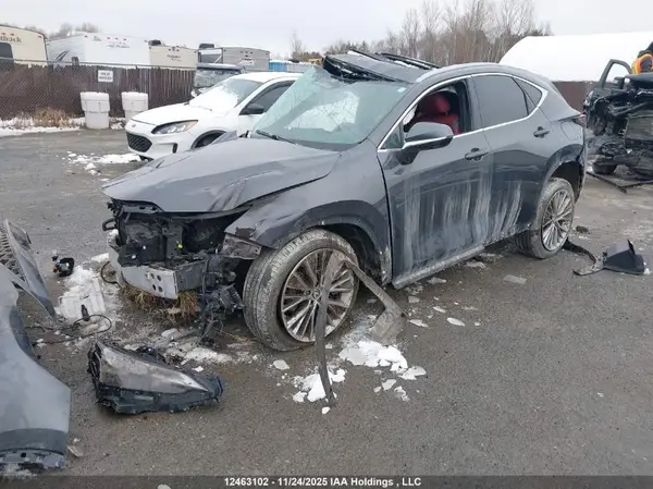 2T2GKCEZ0NC004558 2022 LEXUS NX - Image 2