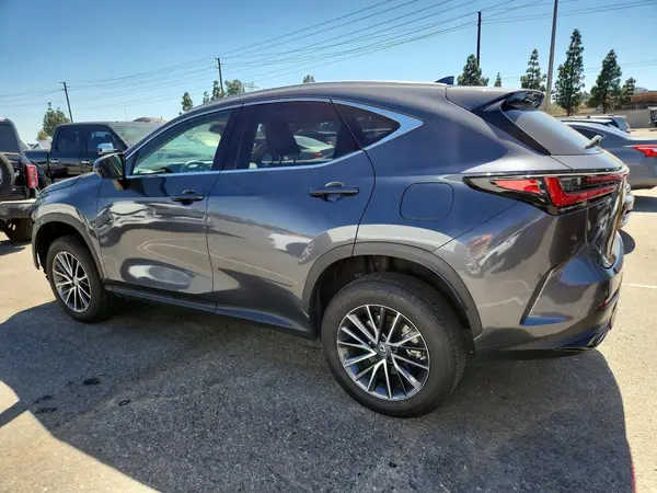 2T2GKCEZ0PC015742 2023 LEXUS NX - Image 2