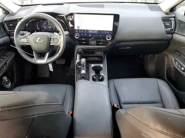 2T2GKCEZ0RC021561 2024 LEXUS NX - Image 8