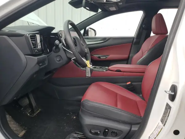 2022 LEXUS NX auction photo 7