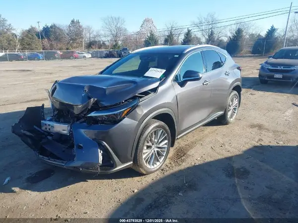 2T2GKCEZ1NC007856 2022 LEXUS NX - Image 2