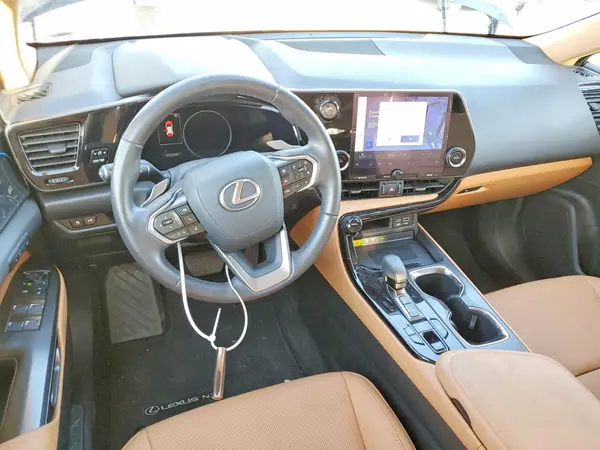 2T2GKCEZ1RC020127 2024 LEXUS NX - Image 8