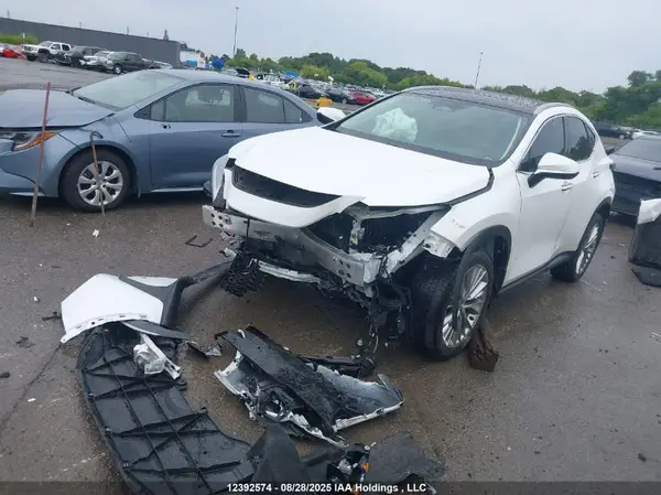 2T2GKCEZ1RC030883 2024 LEXUS NX - Image 2