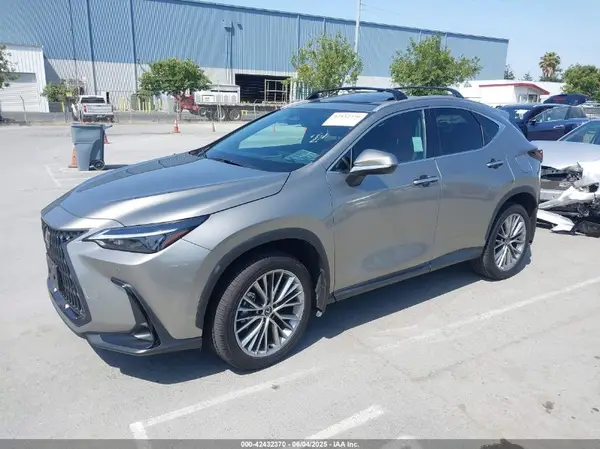 2T2GKCEZ1SC031618 2025 LEXUS NX - Image 2