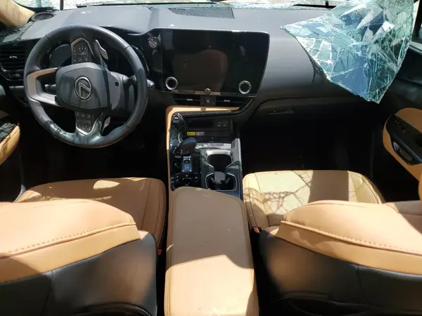 2T2GKCEZ2NC001662 2022 LEXUS NX - Image 8
